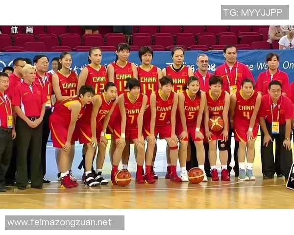 加拿大女篮与德国女篮激战正酣谁能在国际赛场上笑到最后 加拿大女篮与德国女篮激战正酣谁能在国际赛场上笑到最后